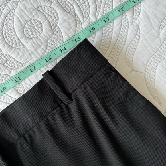 Aritzia - Babaton - Agency Pant - City Wool - Black - Picture 15 of 16